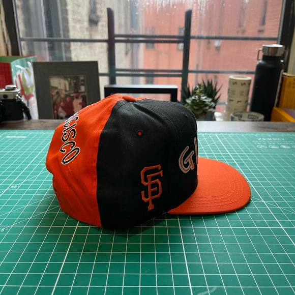 COPY - San Francisco Giants Vintage SnapBack - Picture 2 of 4